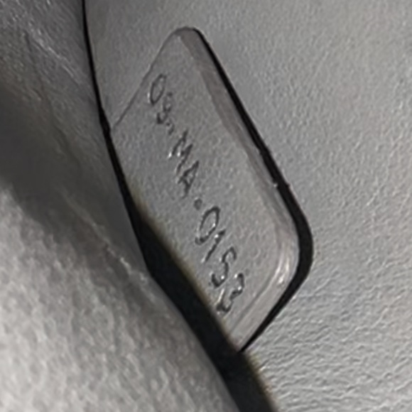 Christian Dior Leather Bag - Picture 9 of 17